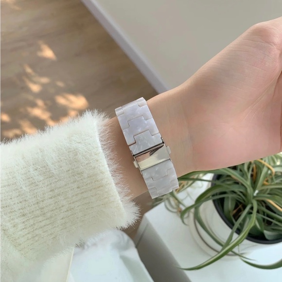 NEW Resin White Marble Strap Band for Apple Watch - Picture 2 of 4